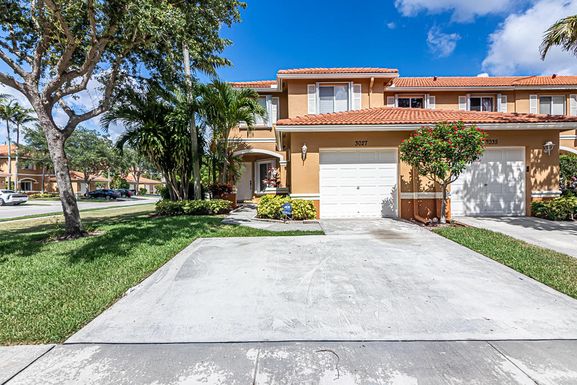 3027 Waddell, West Palm Beach, FL 33411