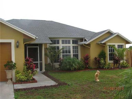 2373 Santana, Port Saint Lucie, FL 34953