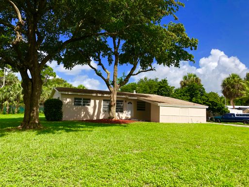 151 Henning, West Palm Beach, FL 33406