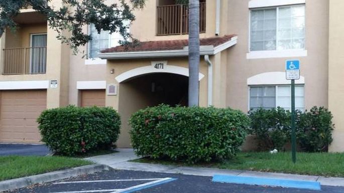 4171 San Marino, West Palm Beach, FL 33409