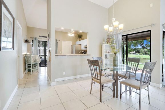 501 Lakewood, Jupiter, FL 33458