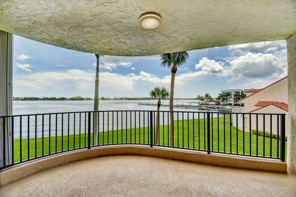 8200 Lakeshore, Hypoluxo, FL 33462
