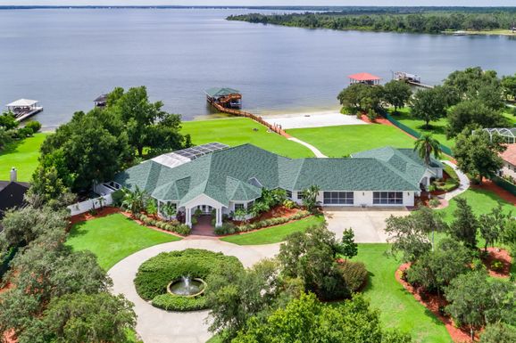 124 Lagoni, Lake Placid, FL 33852