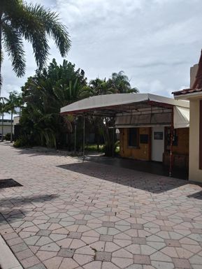 509 Lake, Lake Worth Beach, FL 33460