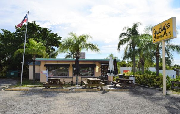 19590 Us Highway 1, Tequesta, FL 33469