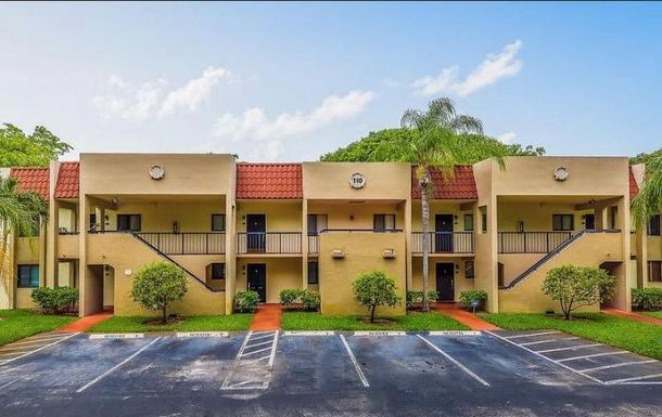 110 70th, Boca Raton, FL 33487