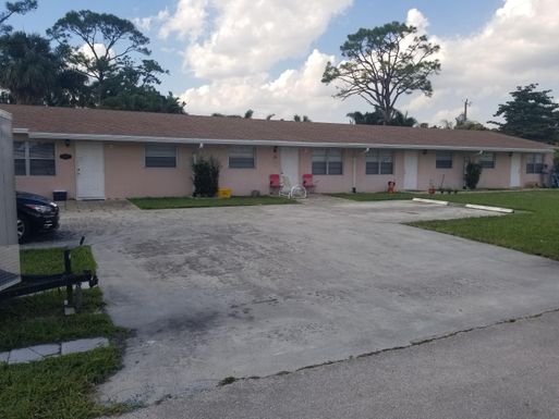 3391 Helena, Lake Worth, FL 33461