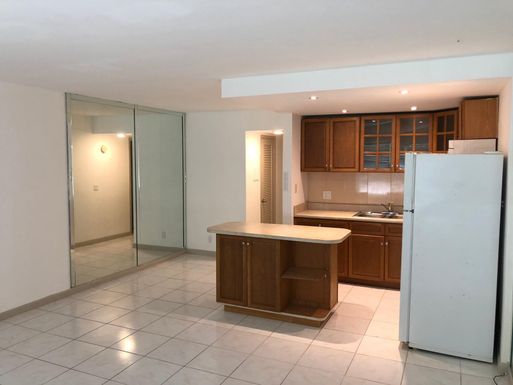 217 Suffolk   F, Boca Raton, FL 33434