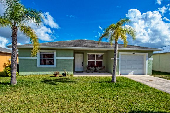 6672 Campanilla, Fort Pierce, FL 34951