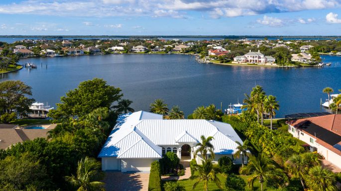 735 Starboard, Vero Beach, FL 32963