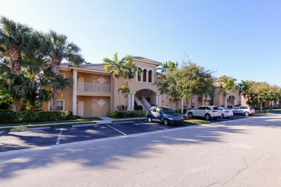 8334 Mulligan, Port Saint Lucie, FL 34986