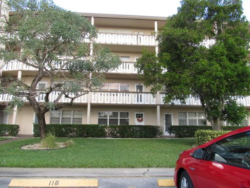 216 Southampton A, West Palm Beach, FL 33417