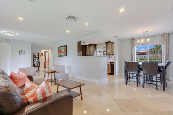 11832 Banyan, Palm Beach Gardens, FL 33410