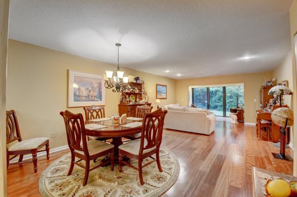 21724 Arriba Real, Boca Raton, FL 33433