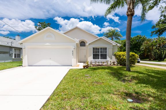 6393 Lauderdale, Jupiter, FL 33458