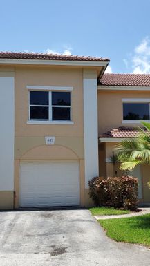 621 Talia, Palm Springs, FL 33461