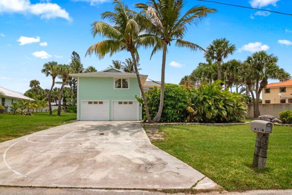 2012 Mimosa, Fort Pierce, FL 34949