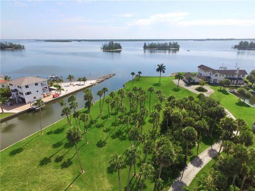 6696 110th, Sebastian, FL 32958