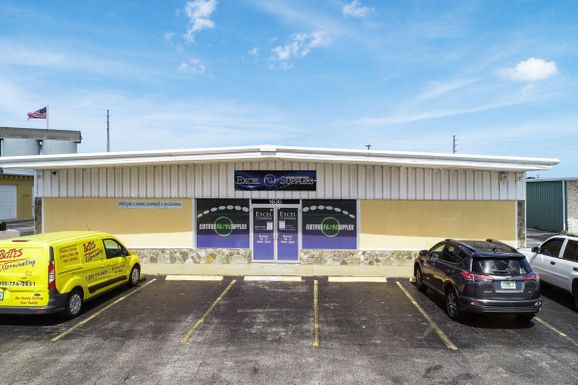 1630 Cypress, Jupiter, FL 33469