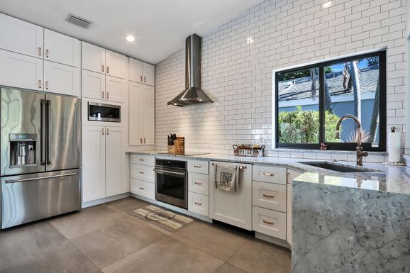 1130 18th, Delray Beach, FL 33445