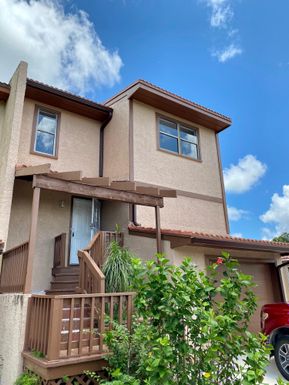 2985 South Lookout, Port Saint Lucie, FL 34984