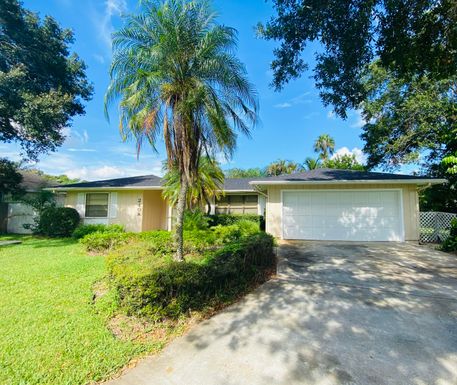 2408 Blackhorse, Port Saint Lucie, FL 34984