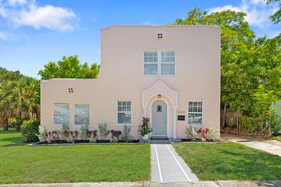 820 29th, West Palm Beach, FL 33407