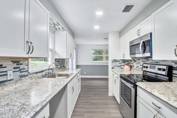 3475 2nd, Vero Beach, FL 32968