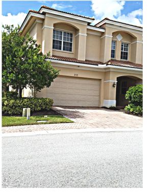 203 Walking, Stuart, FL 34997