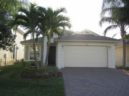 385 Mulberry Grove, Royal Palm Beach, FL 33411