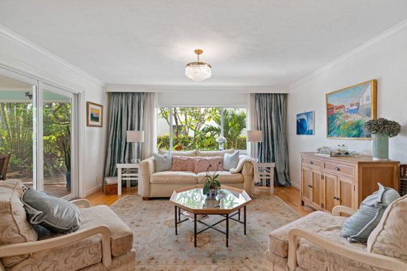 450 9th, Delray Beach, FL 33444