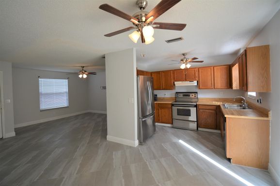 662 Kilpatrick, Port Saint Lucie, FL 34983