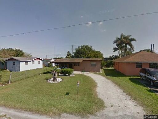 1301 Avenue D, Belle Glade, FL 33430