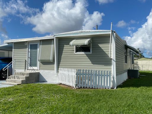 8907 Cypress, Boynton Beach, FL 33436