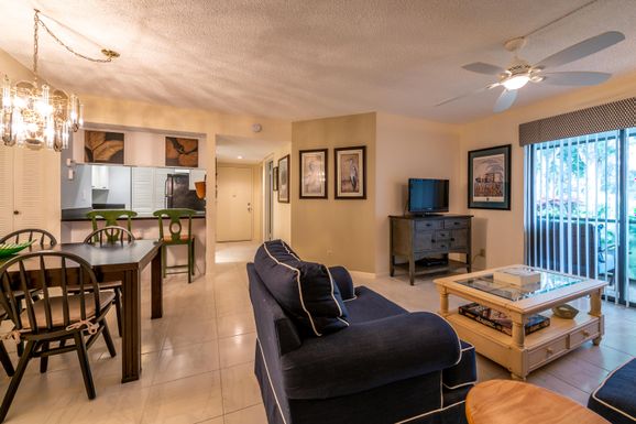 15465 Lakes Of Delray, Delray Beach, FL 33484