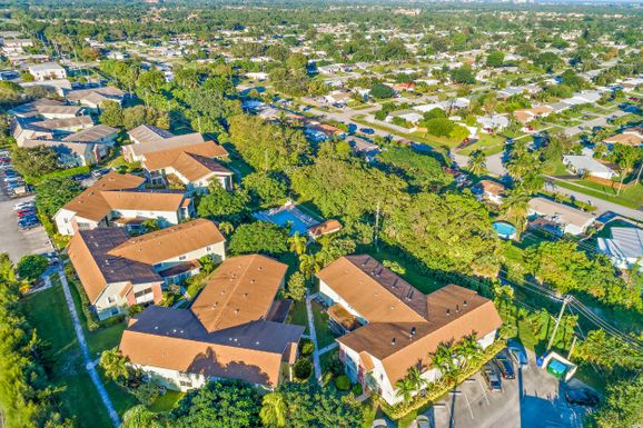 12030 Alternate A1a, Palm Beach Gardens, FL 33410