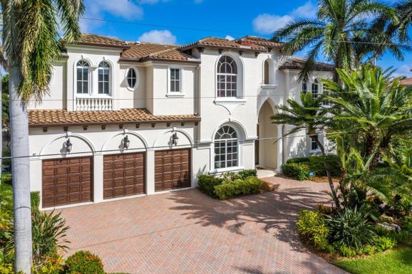 939 Hyacinth, Delray Beach, FL 33483