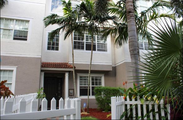 102 Ocean Cay, Hypoluxo, FL 33462