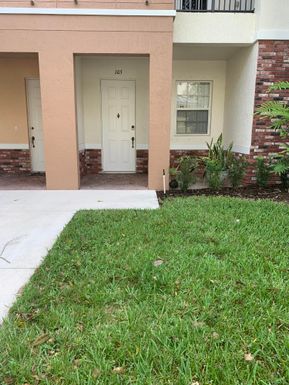 10320 Stephanie, Port Saint Lucie, FL 34987