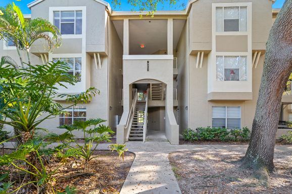 1845 Palm Cove, Delray Beach, FL 33445