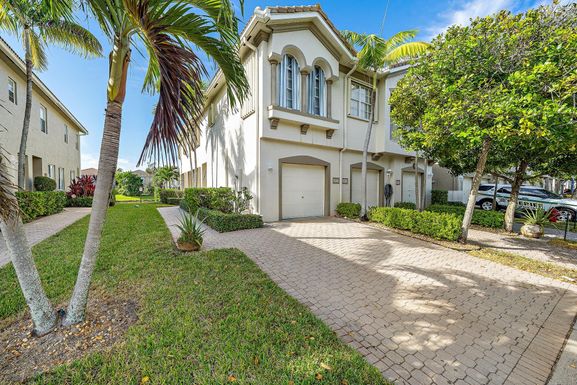 3095 Laurel Ridge, Riviera Beach, FL 33404