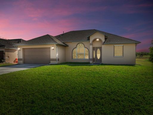 516 Bradshaw, Port Saint Lucie, FL 34953
