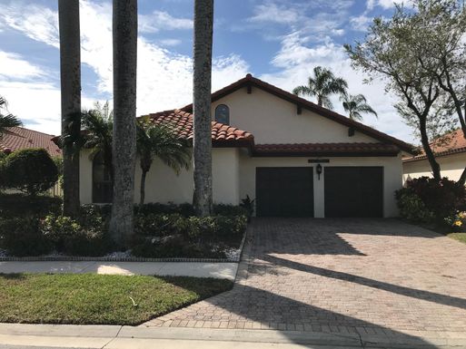 22581 Esplanada, Boca Raton, FL 33433