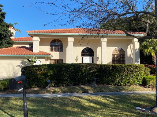 20833 Pinar, Boca Raton, FL 33433