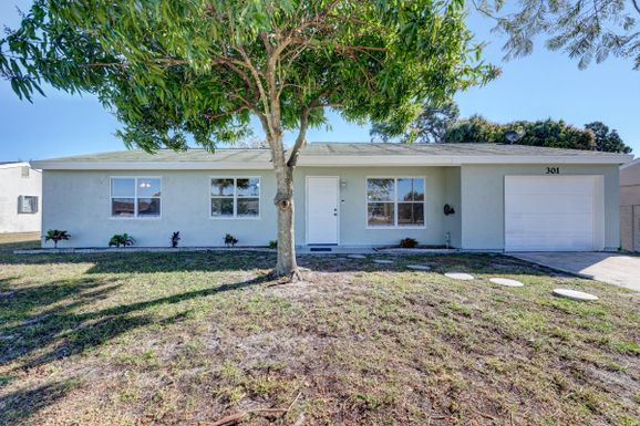 301 Cherry Hill, Port Saint Lucie, FL 34953