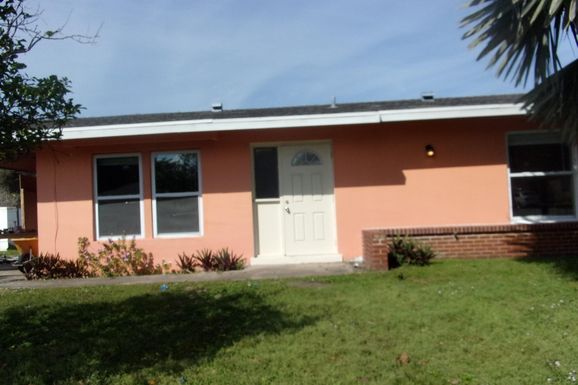 1297 Petunia, Port Saint Lucie, FL 34952