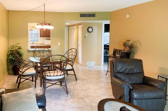 1638 Embassy, West Palm Beach, FL 33401