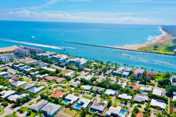 208 Linda, Palm Beach Shores, FL 33404