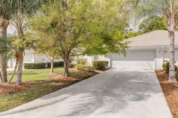 1615 Aynsley, Vero Beach, FL 32966