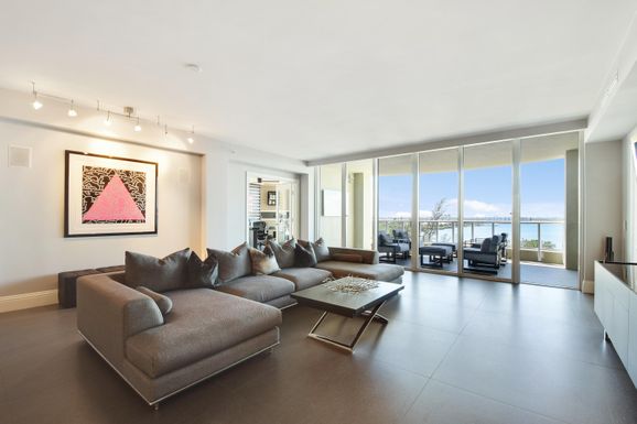 5050 Ocean, Riviera Beach, FL 33404